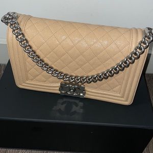 Nude Chanel boy bag